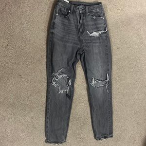 Grey American Eagle mom jeans